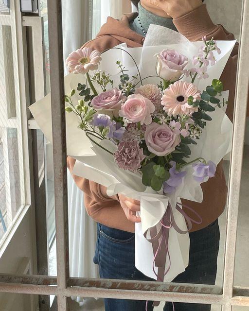 Corporate floral consultation example